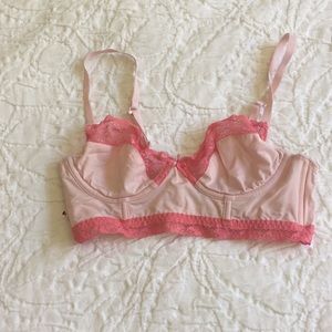 REDUCED❣️ Lace trimmed longline pink bra top
